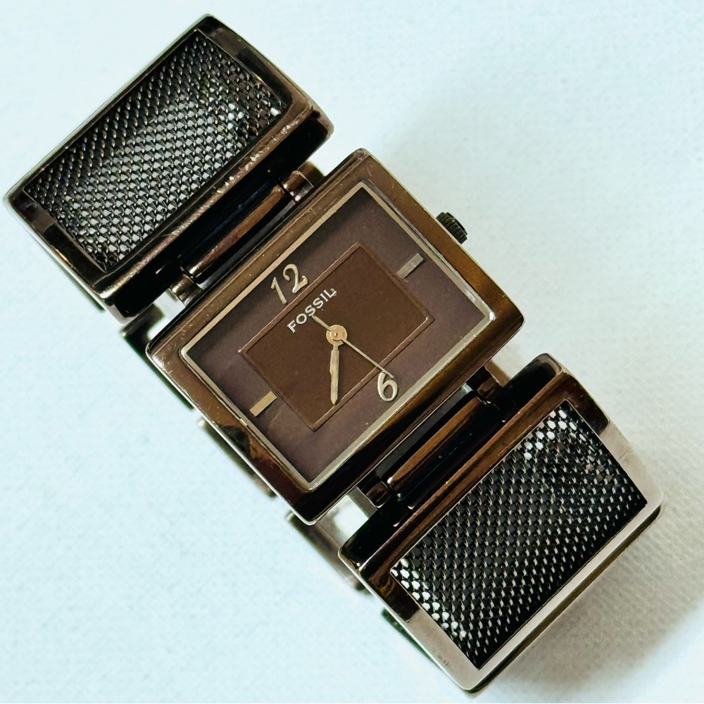 Fossil Brown Midsized Face Women's Mesh Screen Bracelet Watch ES-1906